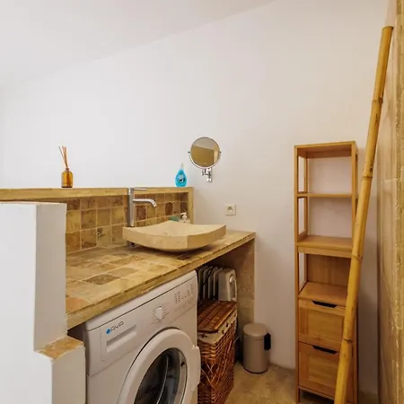 Cosy T2 Vue Climatise Wifi Et Equipe Refait A Neuf 阿雅克肖