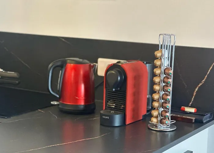 Cosy T2 Vue Climatise Wifi Et Equipe Refait A Neuf Апартаменты Аяччо